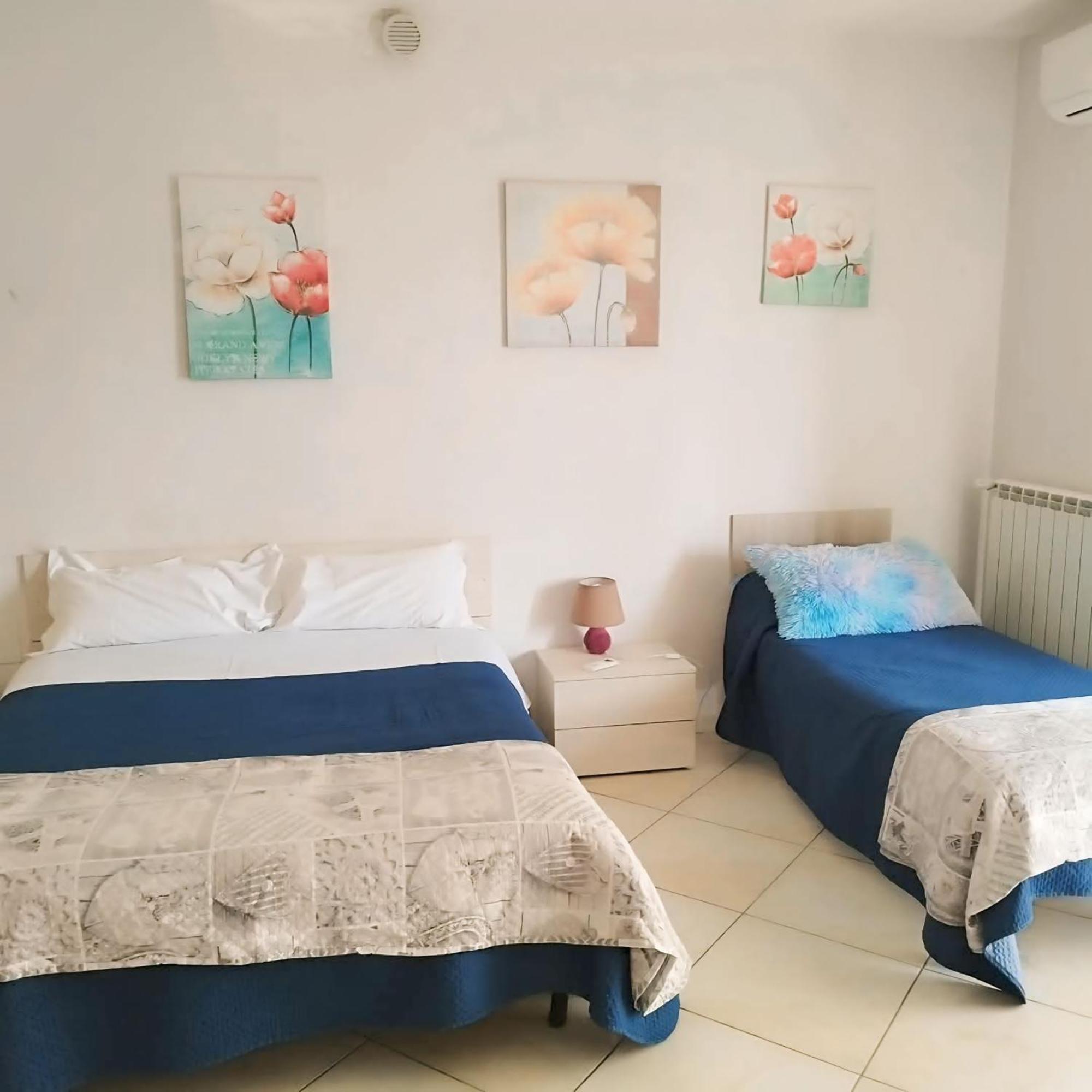 Sweet Home Giulia Locazione Ad Uso Turistico Cimitile Room photo